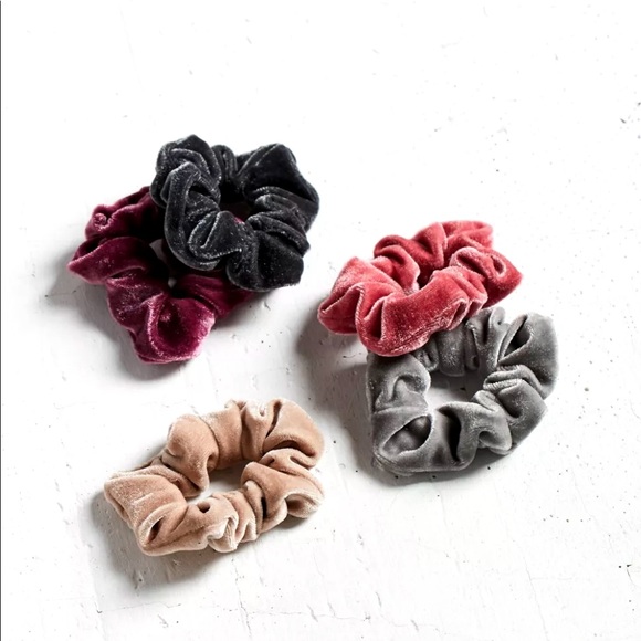 Urban Outfitter Scrunchies - Picture 1 of 2